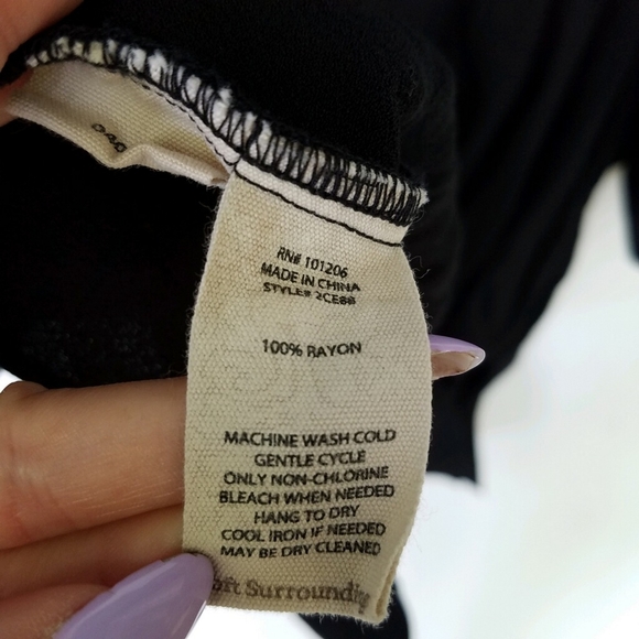 SOFT Surroundings XL Tunic Button Down - Picture 8 of 9